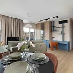River View Terrace With Ac & Parking By Renters *