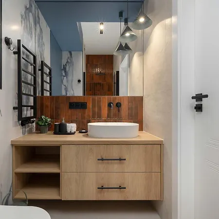 River View Terrace With Ac & Parking By Renters Lägenhet *