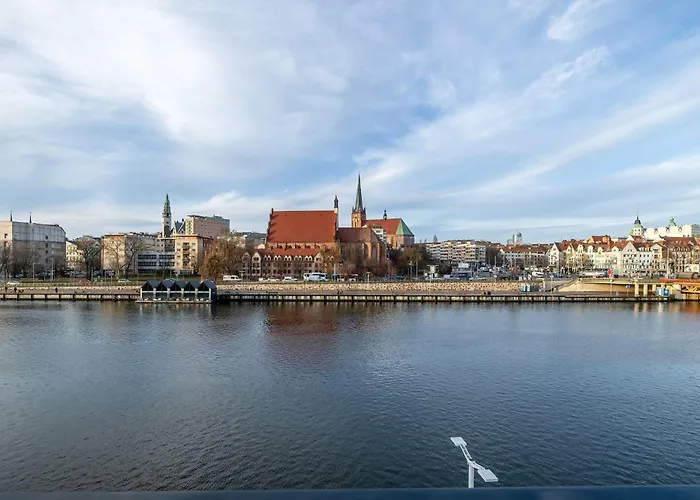 River View Terrace With Ac & Parking By Renters