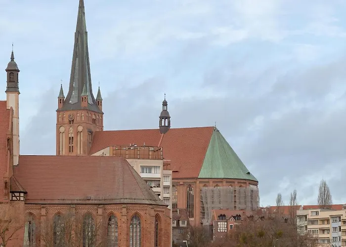 River View Terrace With Ac & Parking By Renters *